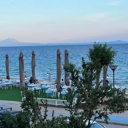 Sea 2 Beachfront