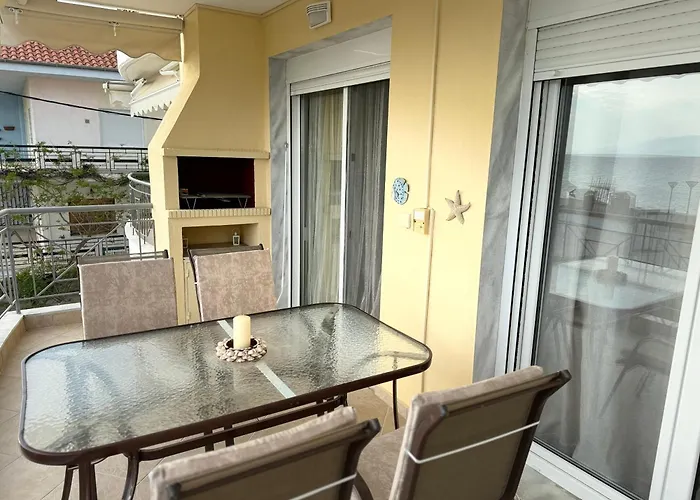 Sea 2 Beachfront *